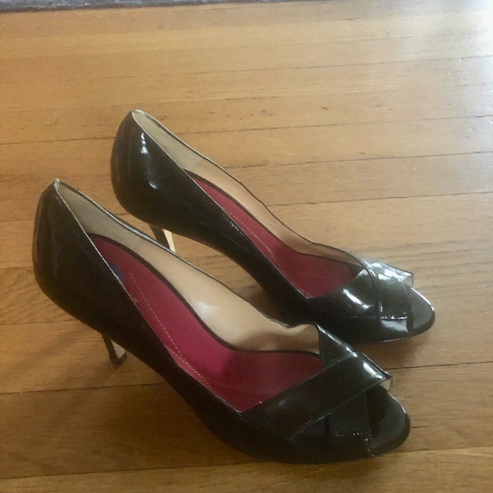 Kate Spade Open toe cross weave pumps new  7.5